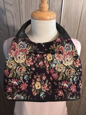 Vintage Liz Claiborne Floral Tapestry Tote Bag in Multicolor - mint